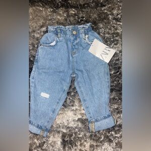 Zara Kids Balloon Jeans
Size 18/24 Months 
Denim